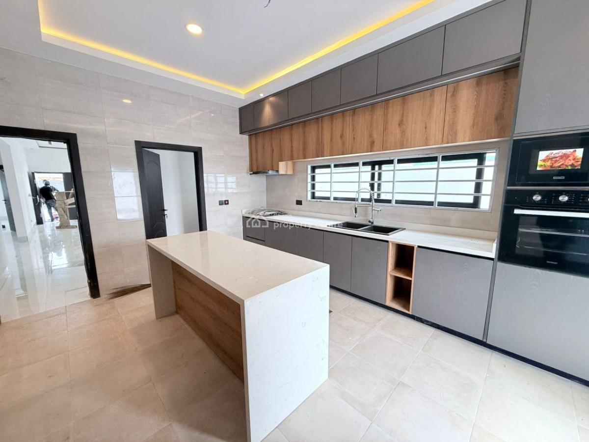 Executive 3 Bedroom, Spintex, Accra, House for Sale