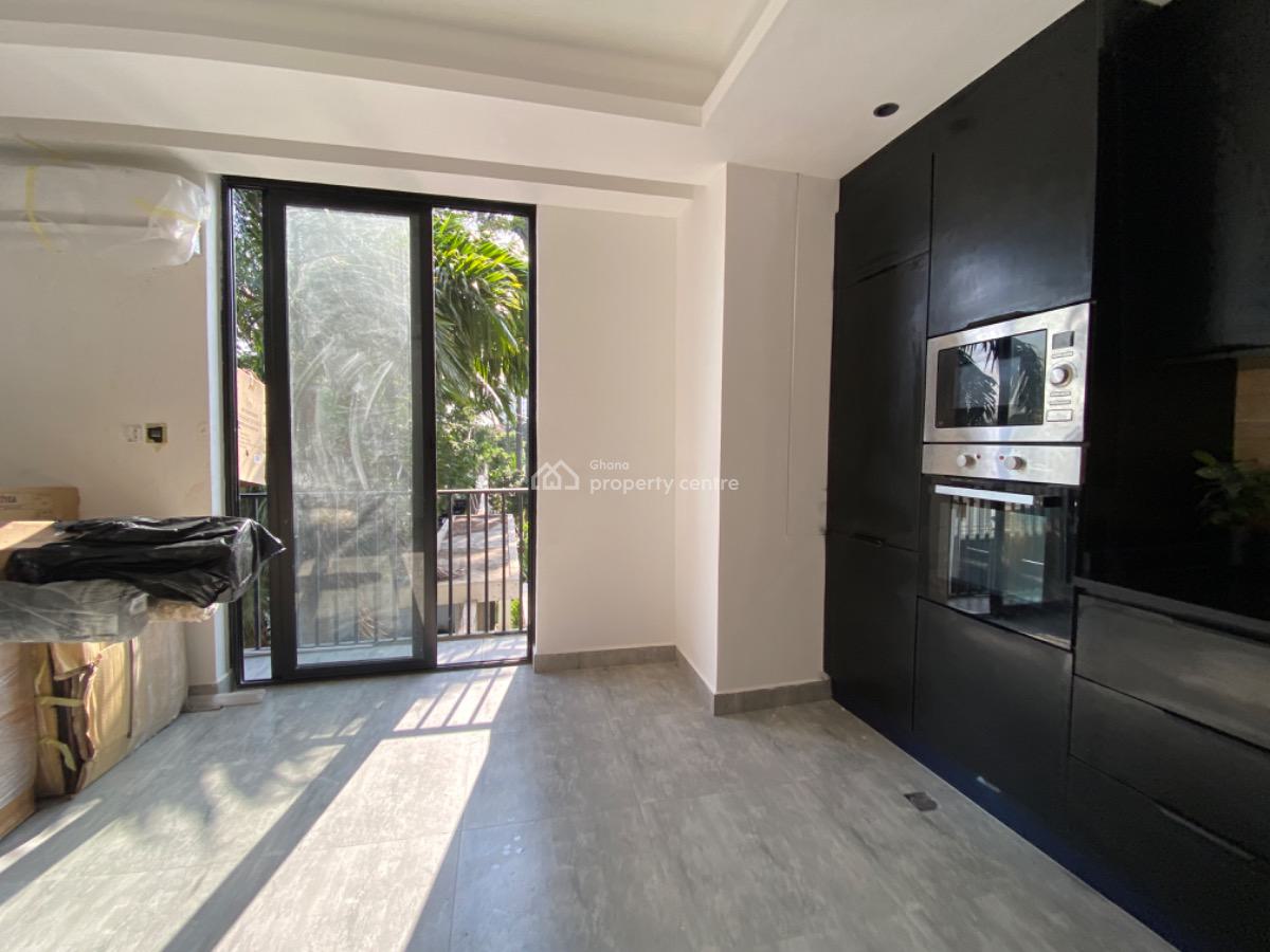 3 Bedroom Apartment with Swimming Pool and Gym, Cantonments, Accra, Apartment for Sale