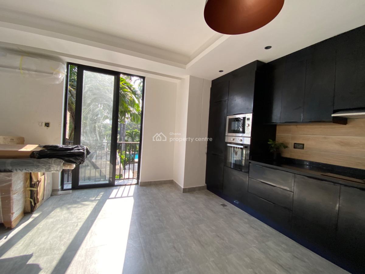 3 Bedroom Apartment with Swimming Pool and Gym, Cantonments, Accra, Apartment for Sale