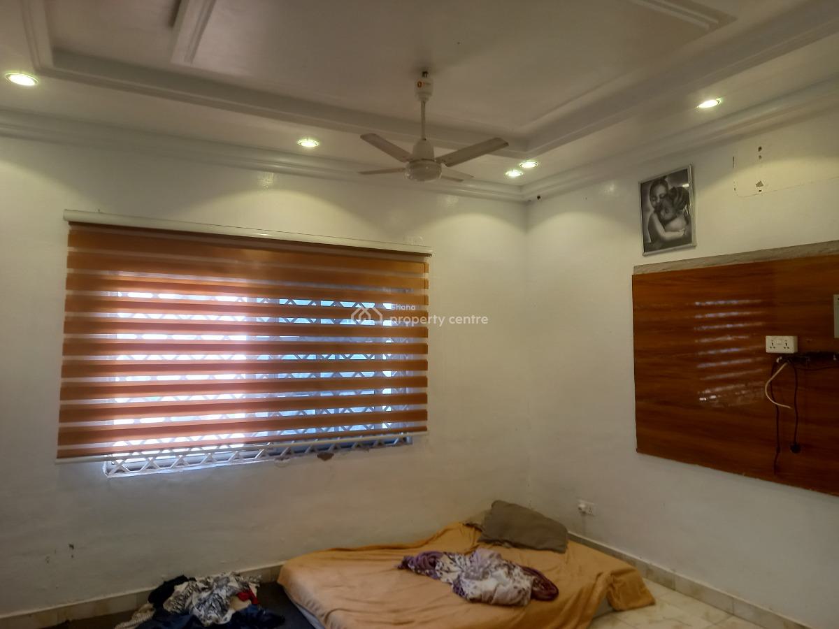 4 Bedrooms, Kenyasi Abrem 18, Kumasi Metropolitan, Ashanti, House for Sale