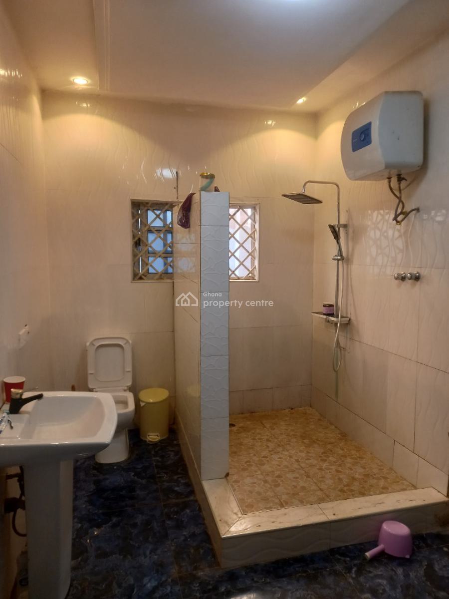 4 Bedrooms, Kenyasi Abrem 18, Kumasi Metropolitan, Ashanti, House for Sale