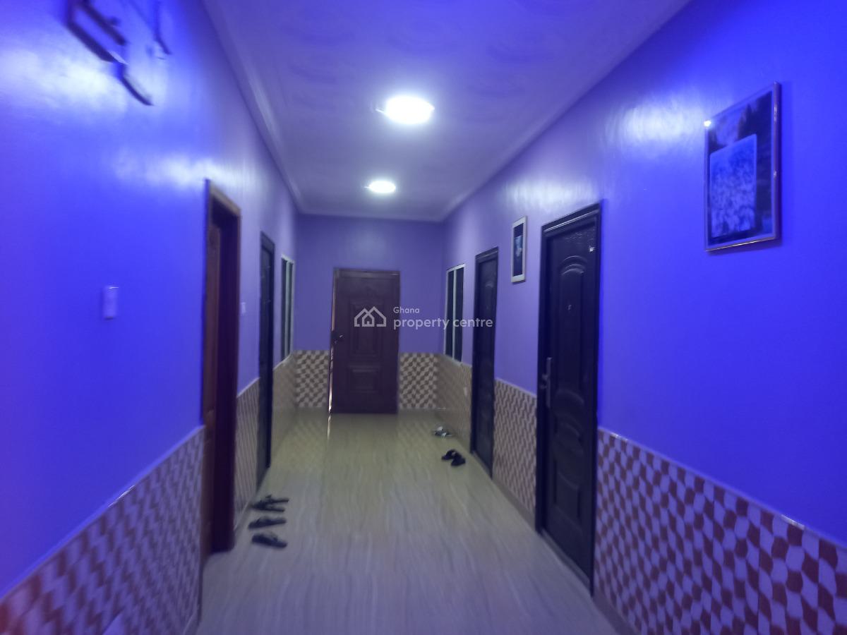 5 Bedrooms, Buoho, on Kronum Afrancho Road., Kumasi Metropolitan, Ashanti, House for Sale