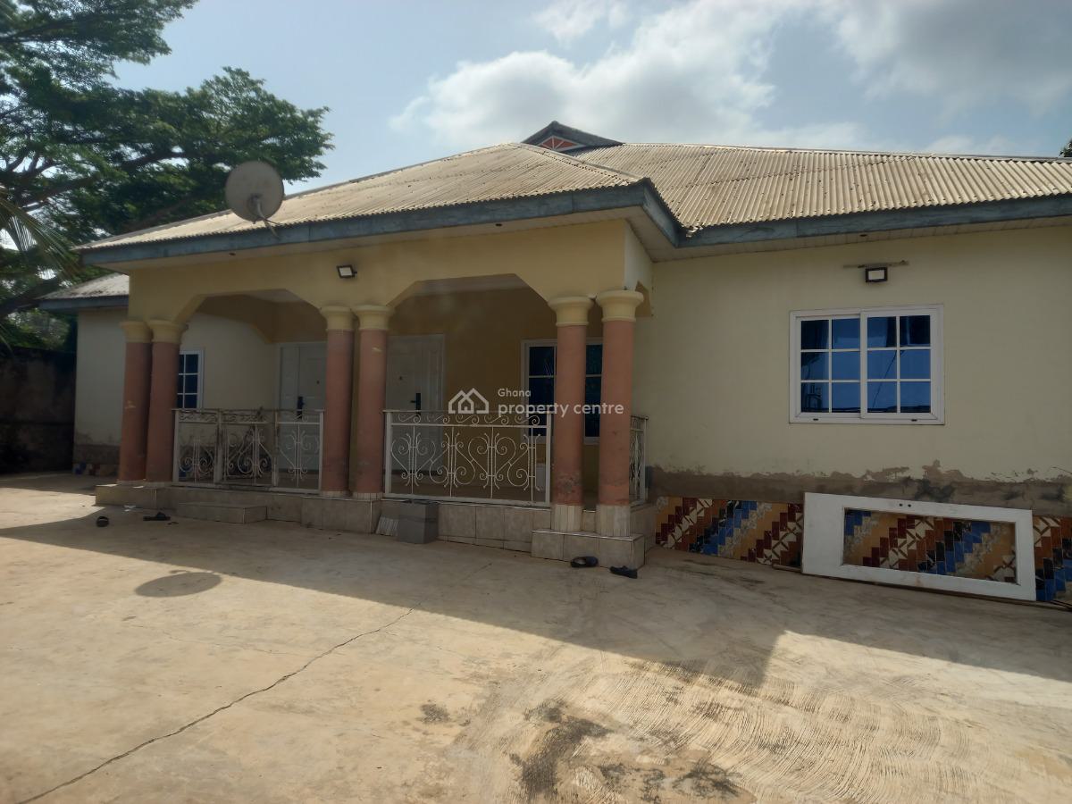 5 Bedrooms, Atimatim Maase ( Station), Kumasi Metropolitan, Ashanti, House for Sale
