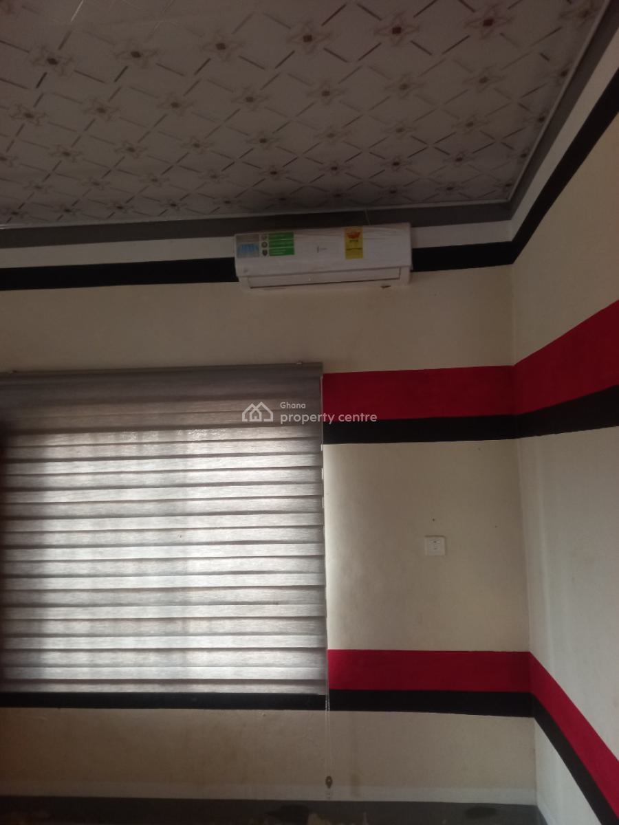 4 Bedrooms     ( 3 Air-conditions), Mampongteng Dumanafo., Kumasi Metropolitan, Ashanti, House for Sale