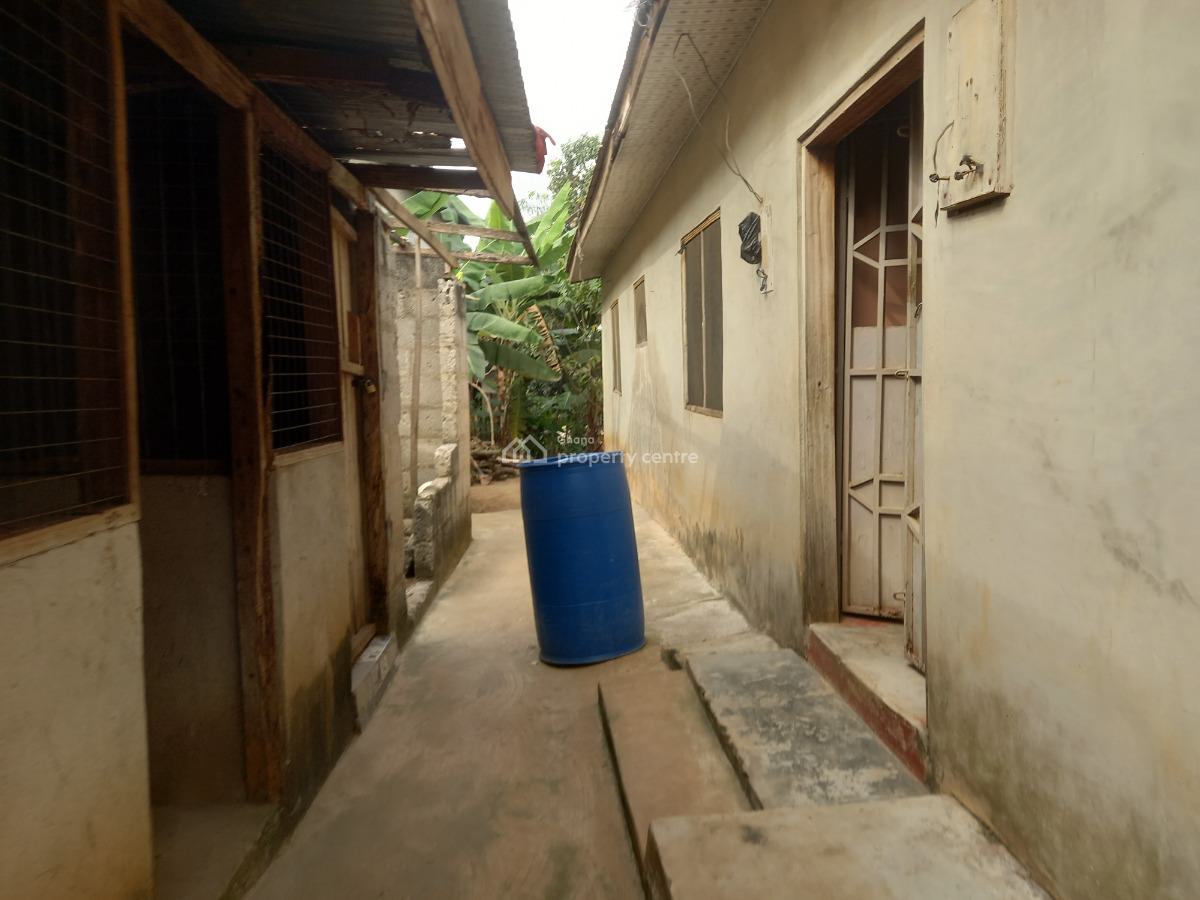 7 Bedrooms, Mampongteng Dumanafo, Kumasi Metropolitan, Ashanti, House for Sale