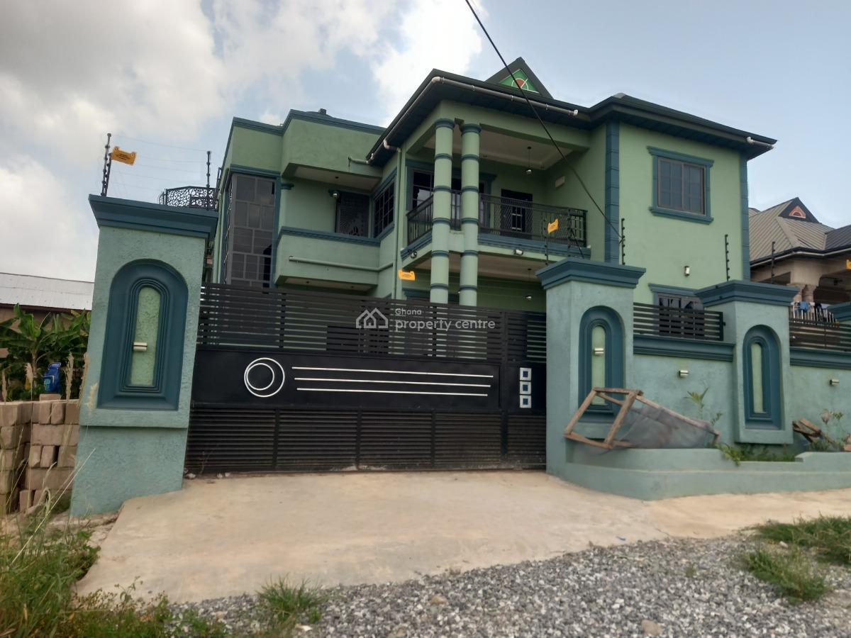 6 Bedrooms, Kenyasi Abrem. Buokrom Road., Kumasi Metropolitan, Ashanti, House for Sale