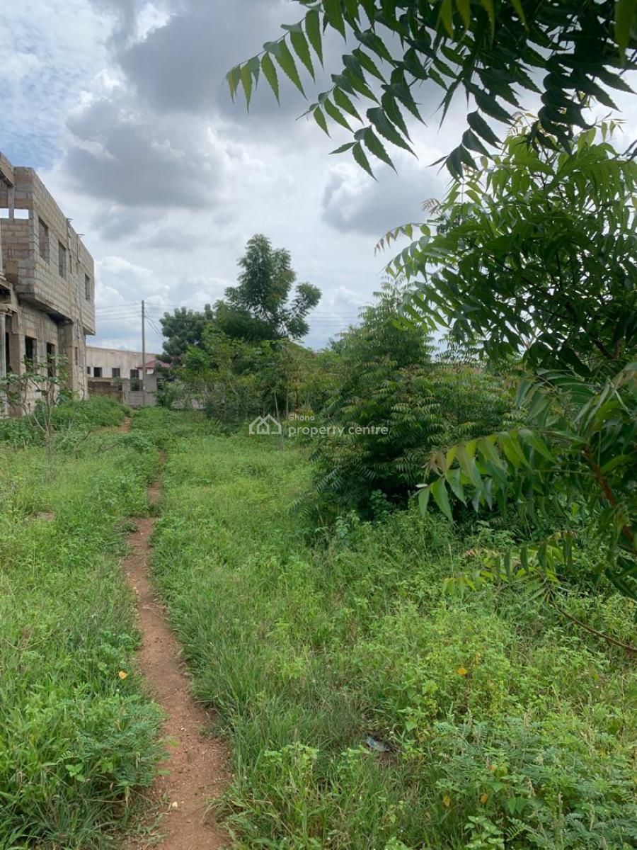 Uncompleted Building in Oyibi, Oyibi, Oyibi, Accra, House for Sale