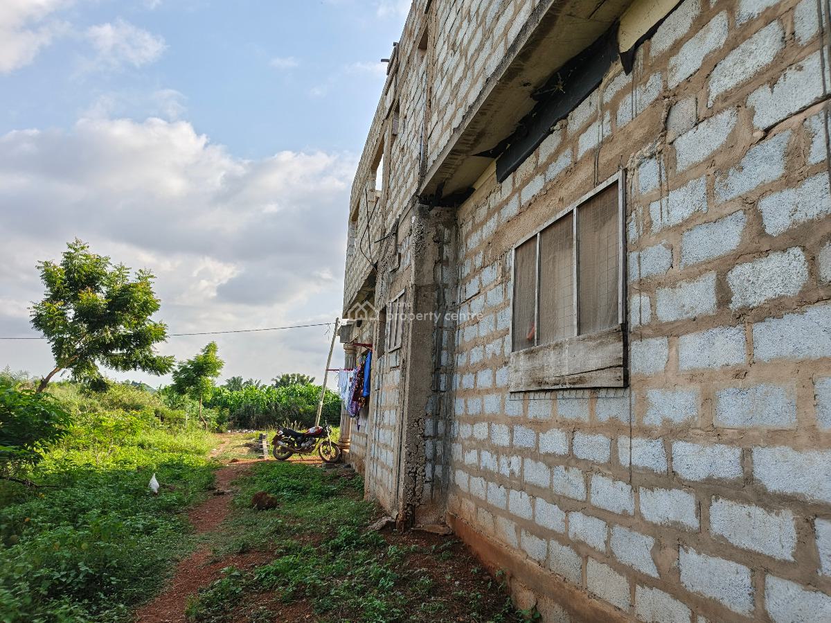 Uncompleted Building, Oyibi, Accra, House for Sale