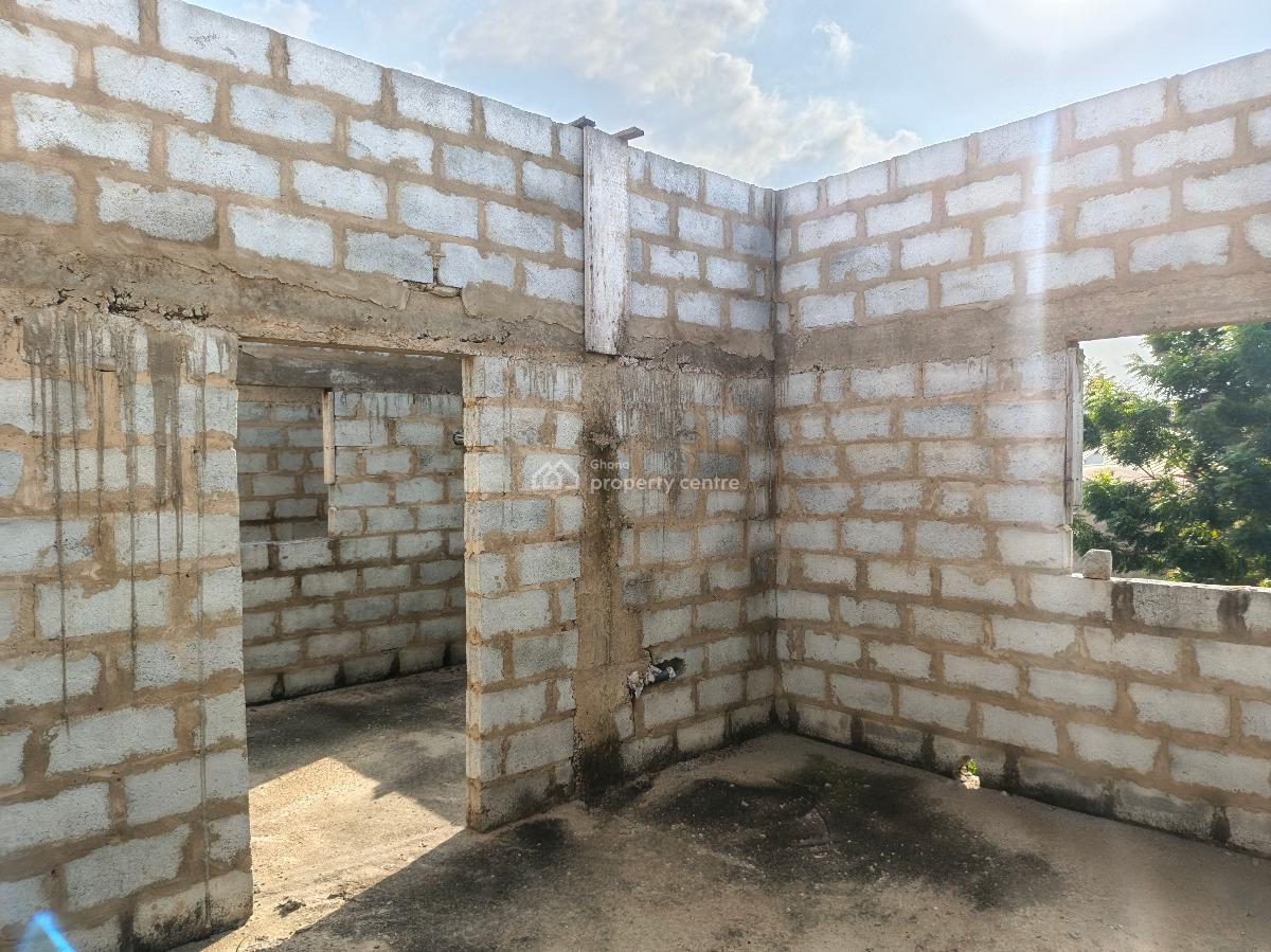 Uncompleted Building, Oyibi, Accra, House for Sale