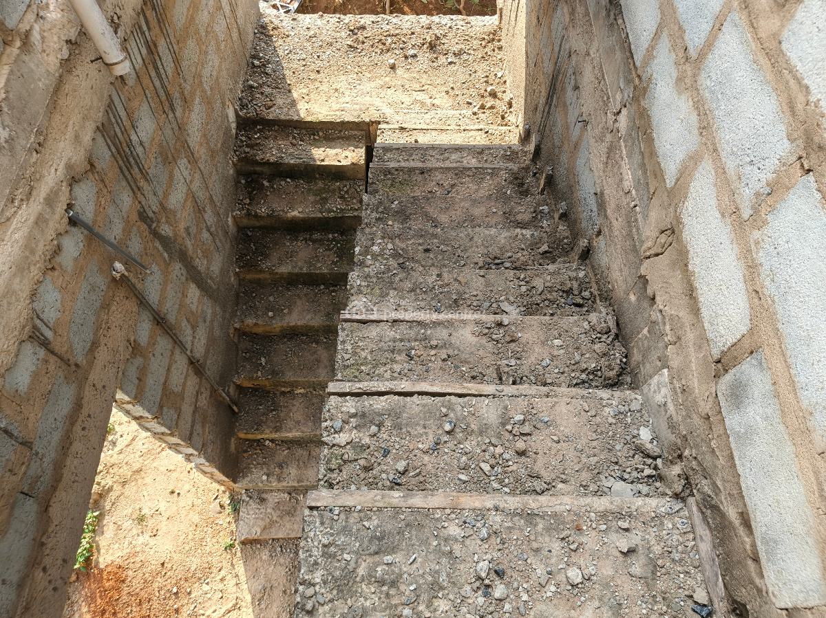 Uncompleted Building, Oyibi, Accra, House for Sale