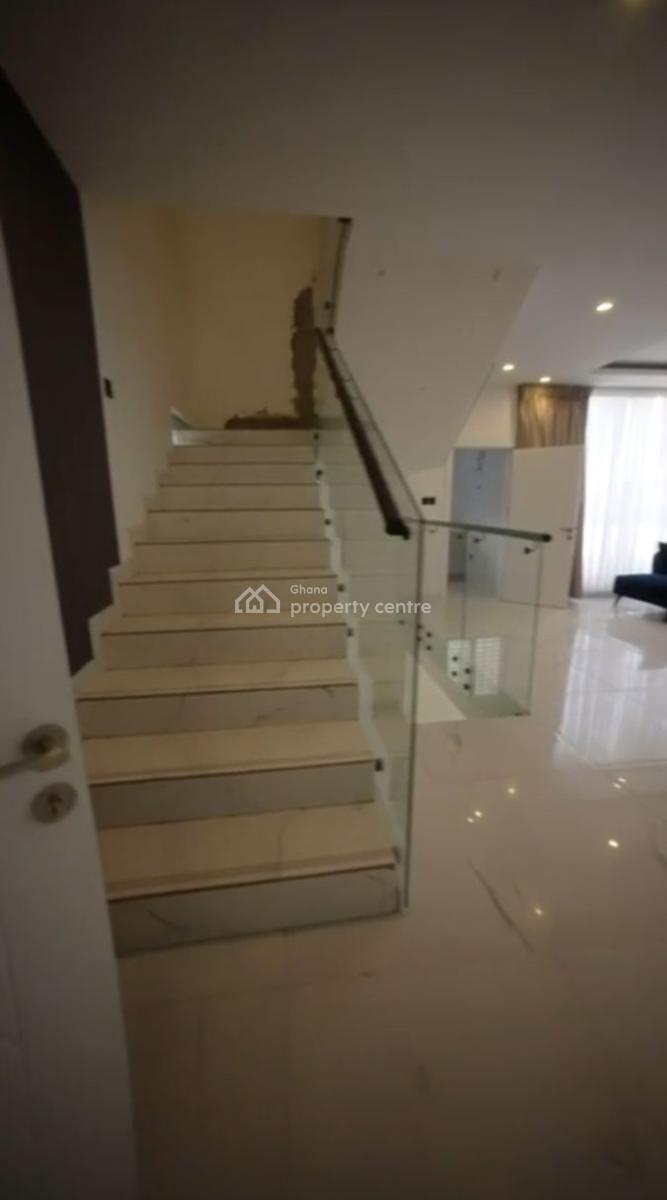 5 Bedroom3 Storey Building with Pool,2 Halls and 2 Kitchen, East Legon Adjiringano, East Legon, Accra, Terraced Duplex for Sale