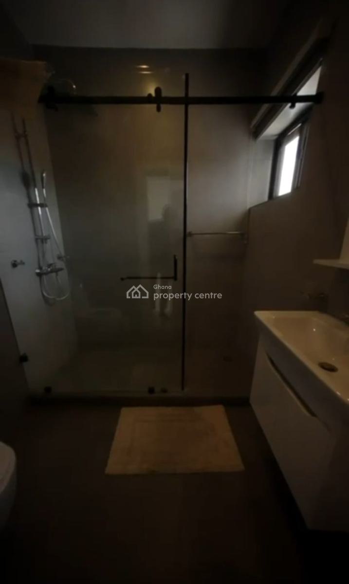 5 Bedroom3 Storey Building with Pool,2 Halls and 2 Kitchen, East Legon Adjiringano, East Legon, Accra, Terraced Duplex for Sale