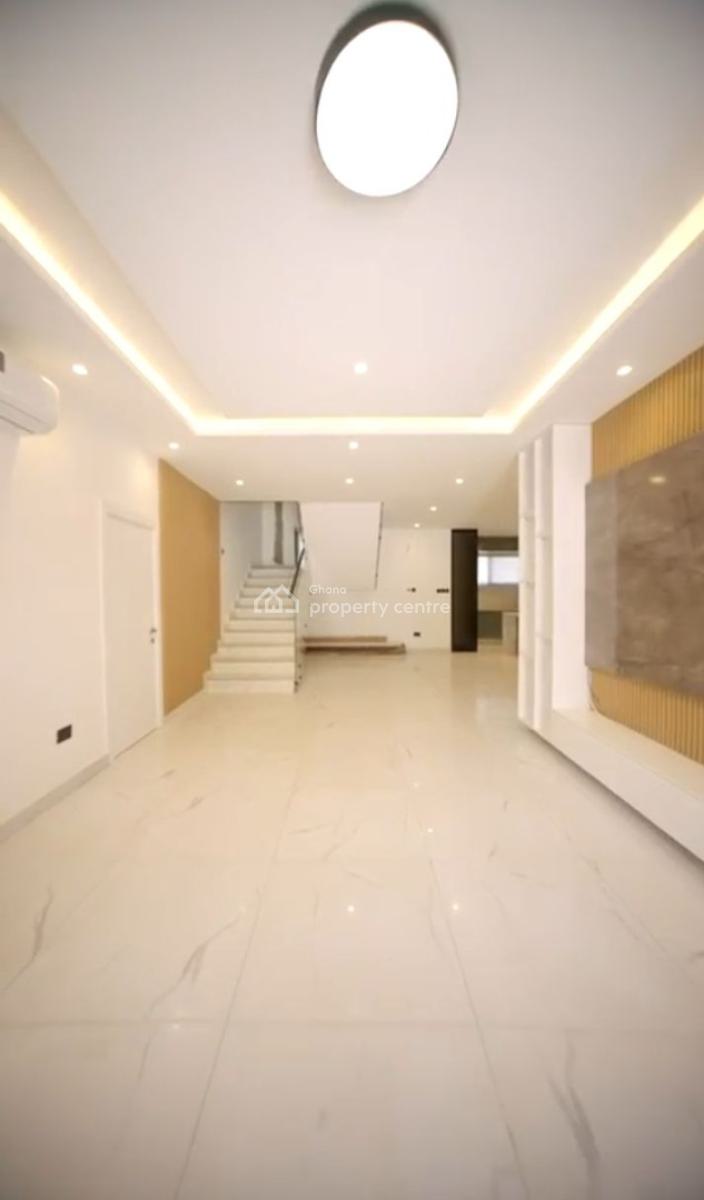 5 Bedroom3 Storey Building with Pool,2 Halls and 2 Kitchen, East Legon Adjiringano, East Legon, Accra, Terraced Duplex for Sale