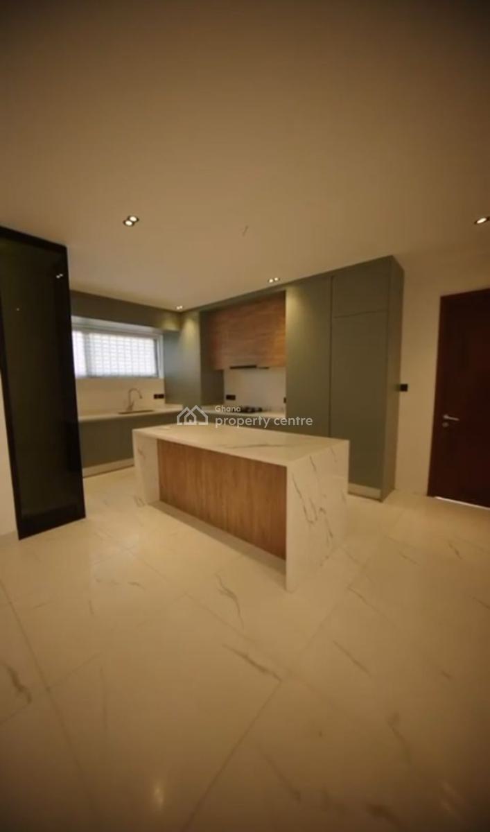 5 Bedroom3 Storey Building with Pool,2 Halls and 2 Kitchen, East Legon Adjiringano, East Legon, Accra, Terraced Duplex for Sale