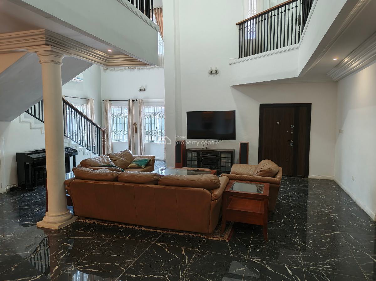 Luxury 4bedrooms with 2rooms Boys Quarters in Teshiebushroad, Teshiebusroad, Labadi-aborm, Accra, House for Sale