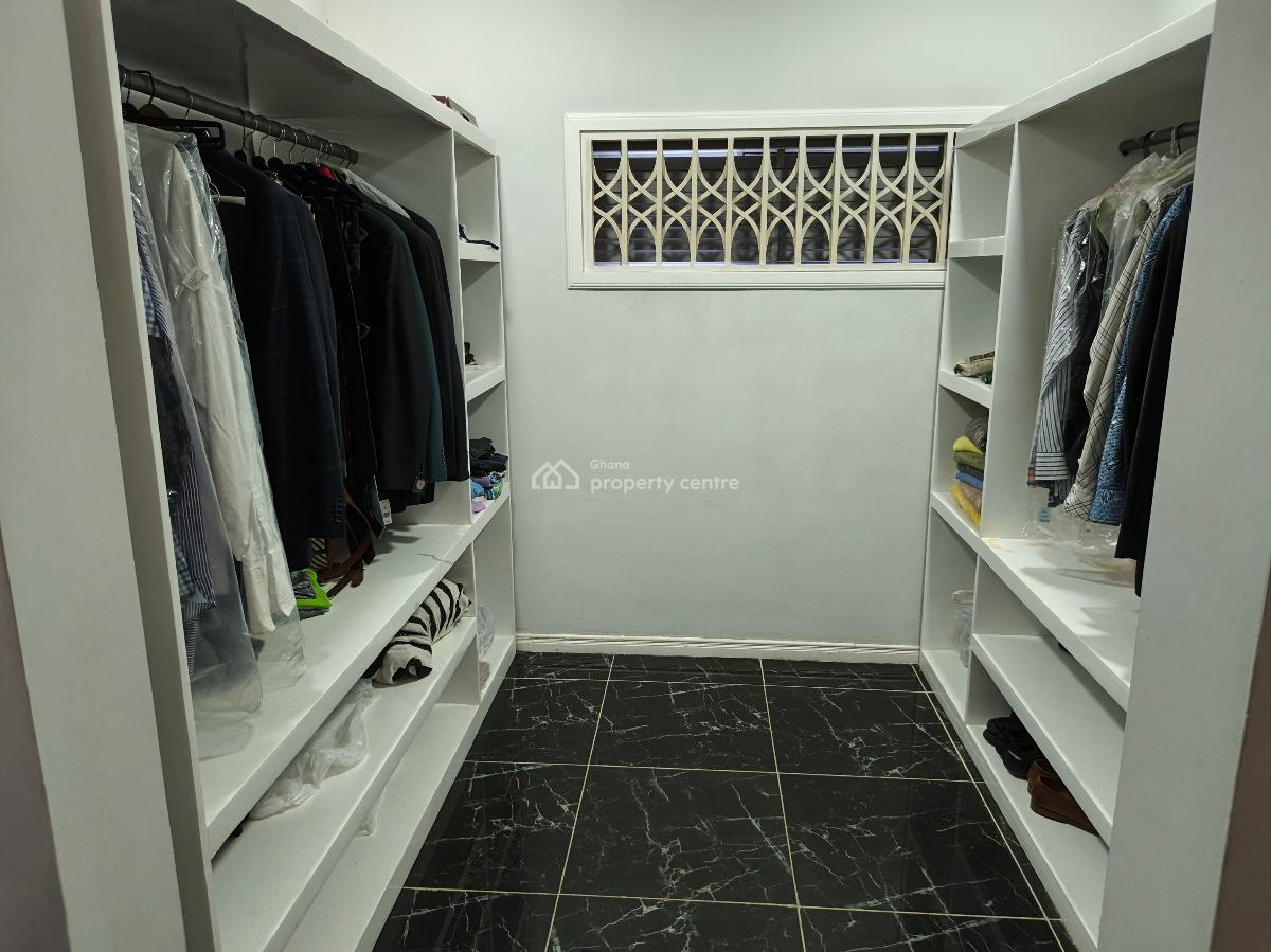 Luxury 4 Bedrooms with 2rooms Boys Quarters, Teshiebusroad, Accra Metropolitan, Accra, House for Sale