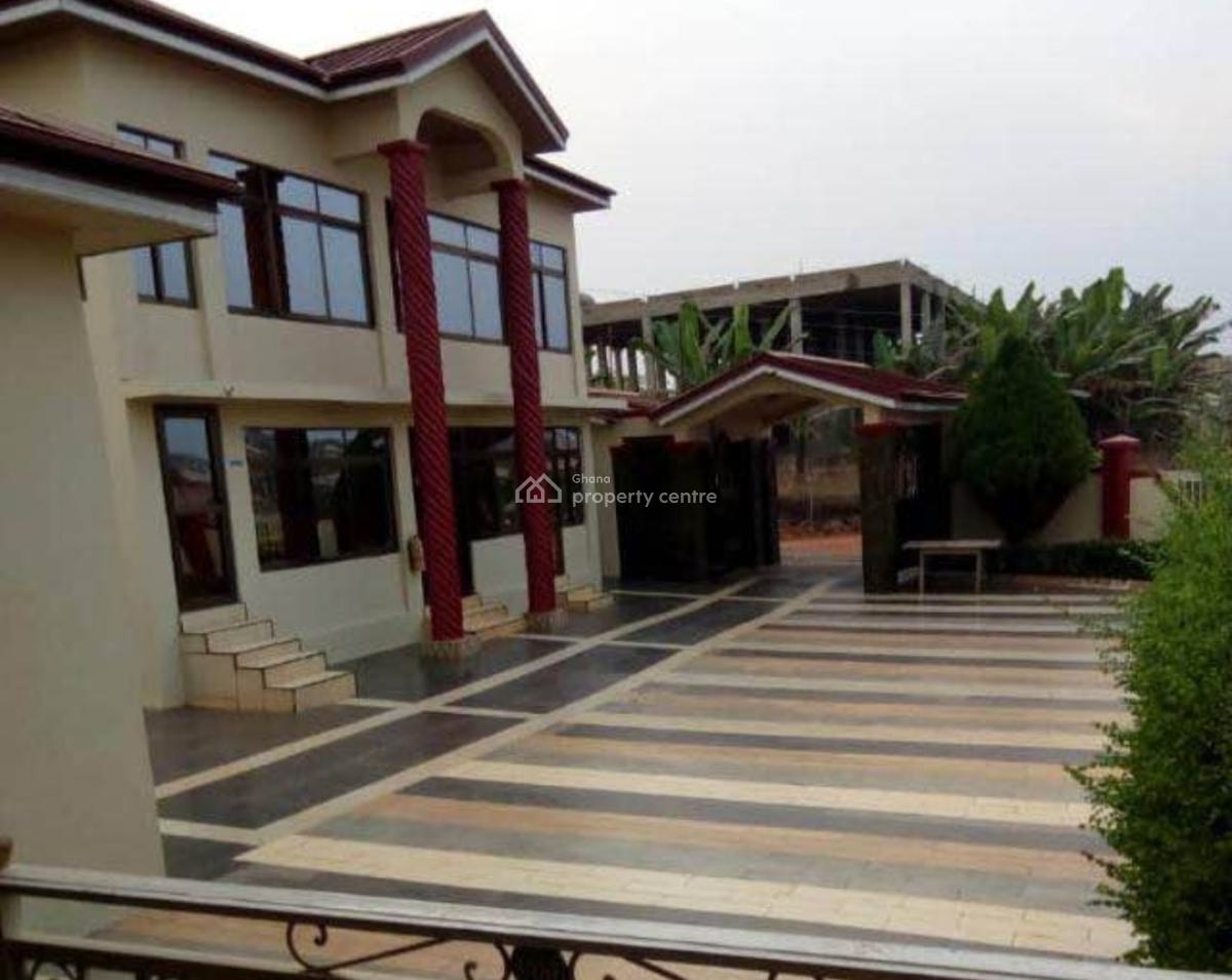 Hotel.    ( Operational), Santasi Apire, Kumasi Metropolitan, Ashanti, Hotel / Guest House for Sale