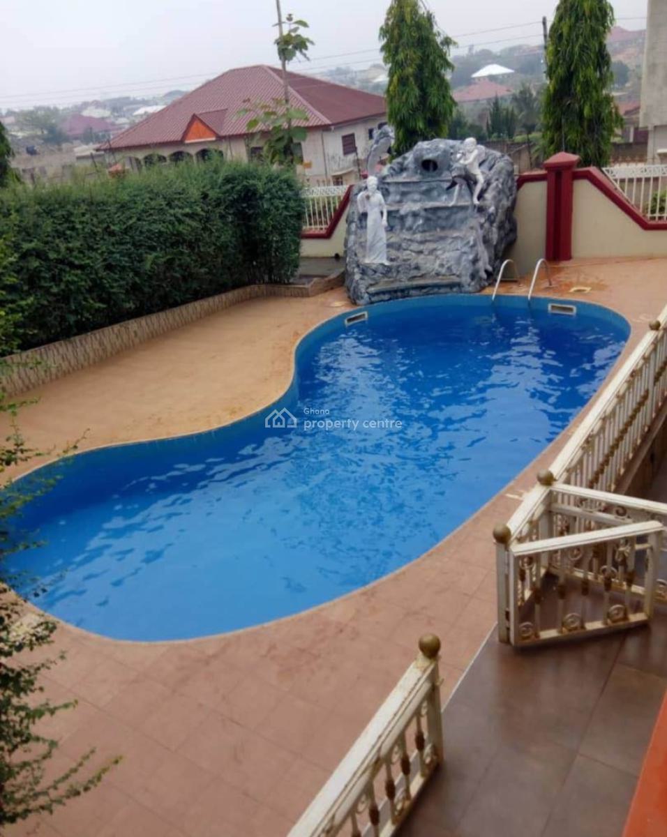 Hotel.    ( Operational), Santasi Apire, Kumasi Metropolitan, Ashanti, Hotel / Guest House for Sale