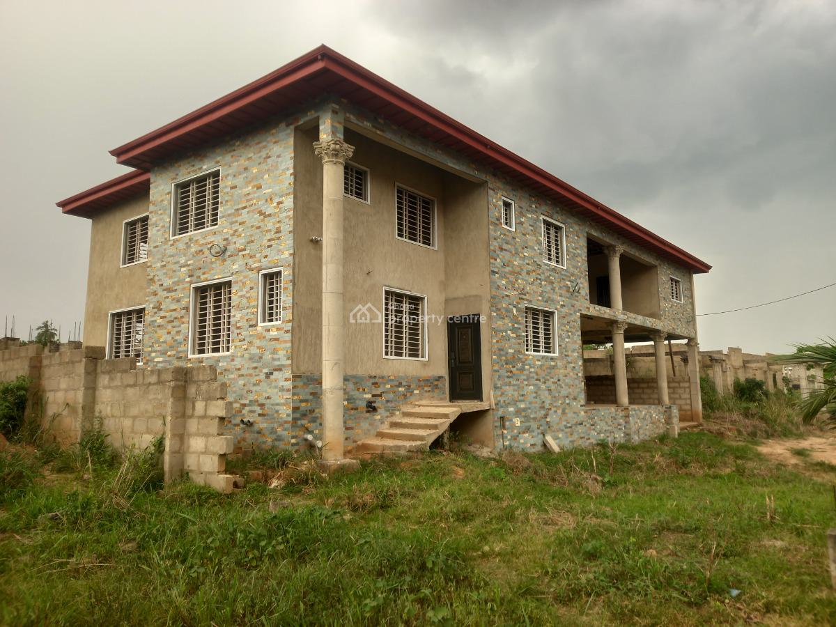 6 Bedrooms, Agyaako Buoho, Near Atimatim, Kronum Afrancho., Kumasi Metropolitan, Ashanti, House for Sale
