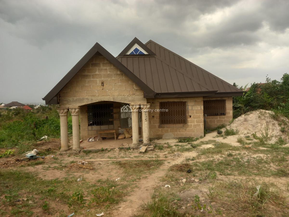 4 Bedrooms, Agyaako Buoho, Near Kronum Afrancho, Atimatim., Kumasi Metropolitan, Ashanti, House for Sale
