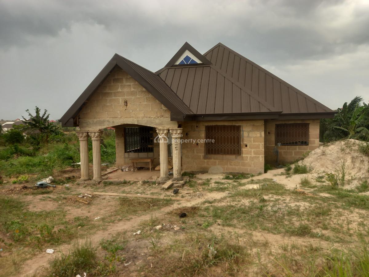 4 Bedrooms, Agyaako Buoho, Near Kronum Afrancho, Atimatim., Kumasi Metropolitan, Ashanti, House for Sale