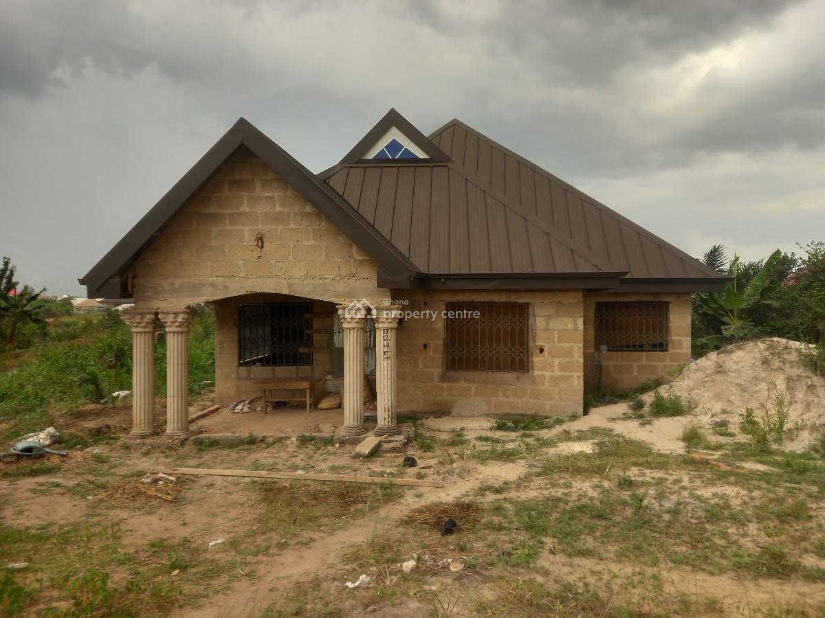 4 Bedrooms, Agyaako Buoho, Near Kronum Afrancho, Atimatim., Kumasi Metropolitan, Ashanti, House for Sale