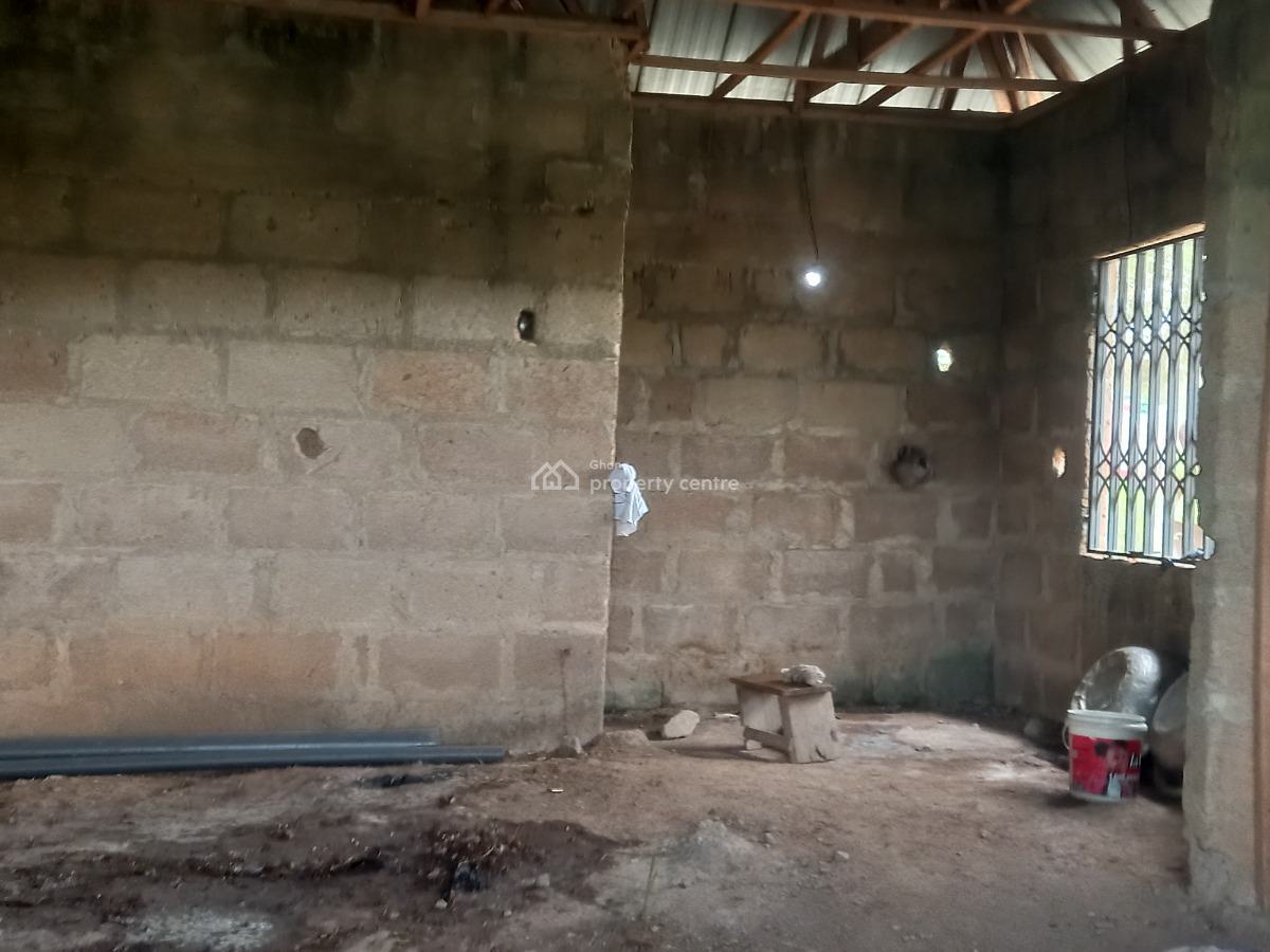 4 Bedrooms, Agyaako Buoho, Near Kronum Afrancho, Atimatim., Kumasi Metropolitan, Ashanti, House for Sale