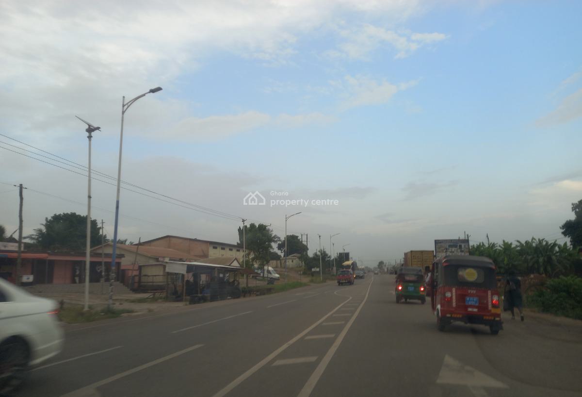 Filling Station Land ( 6 Plots, 1 &half Acres Land), Buokrom Estate Junction/ Dote Junction., Kumasi Metropolitan, Ashanti, Mixed-use Land for Sale