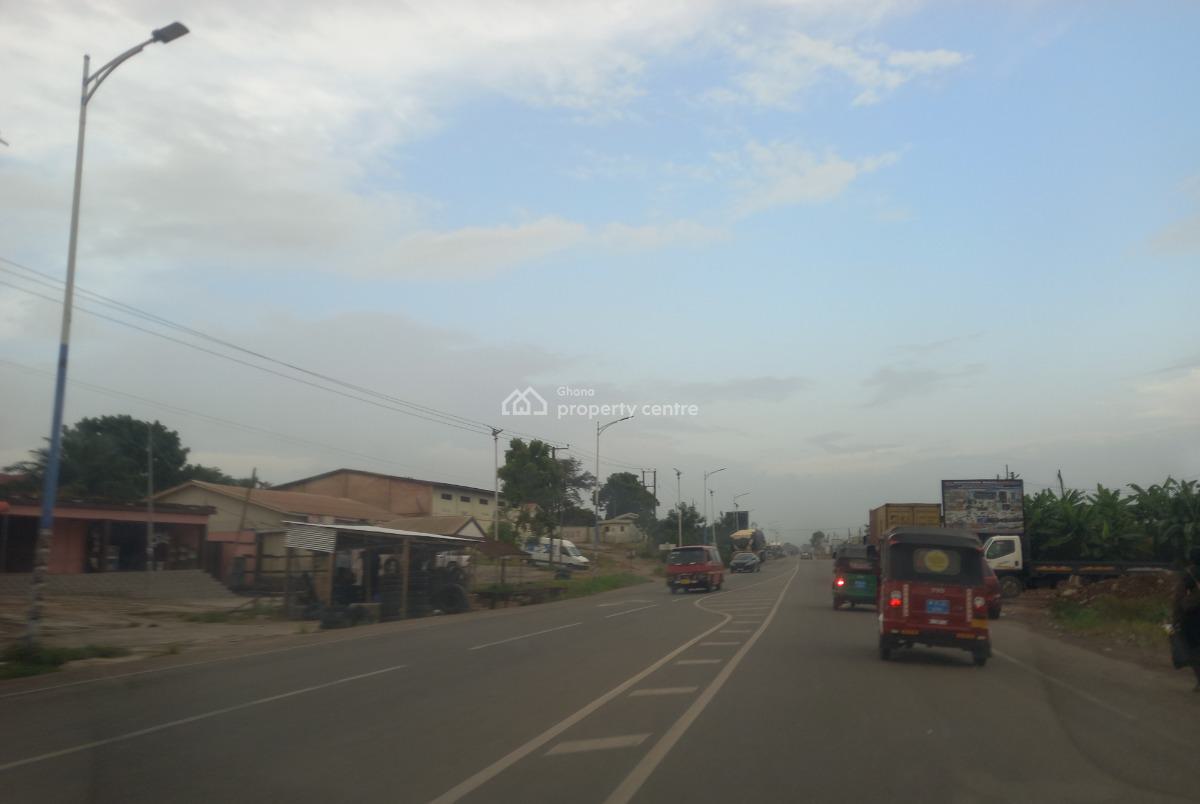 Filling Station Land ( 6 Plots, 1 &half Acres Land), Buokrom Estate Junction/ Dote Junction., Kumasi Metropolitan, Ashanti, Mixed-use Land for Sale