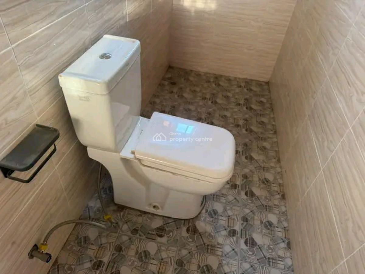 Executive 2-bedroom Apartment @ Achimota Cfc, Cfc, Achimota, Accra, Apartment for Rent