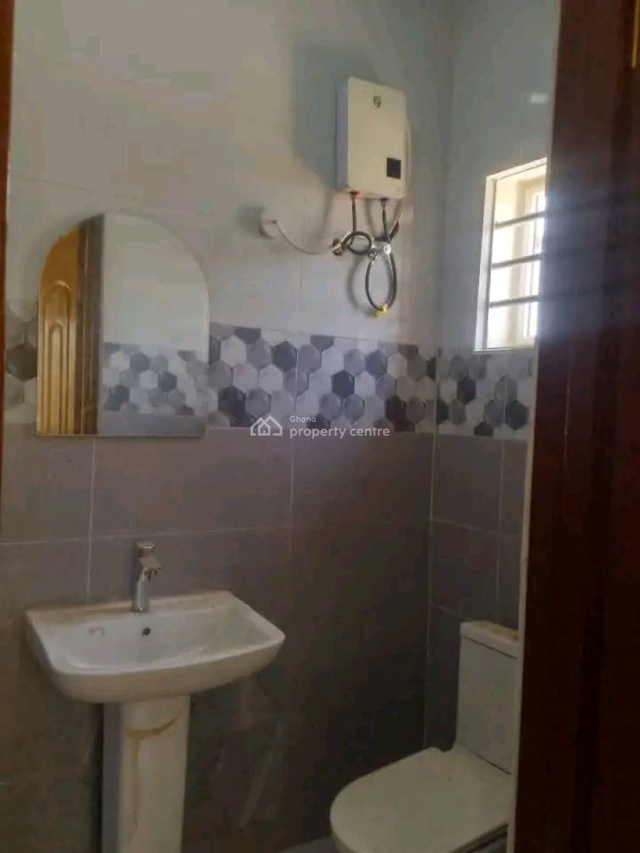 Executive 2-bedroom Apartment @ Adenta, Adenta Municipal, Accra, Apartment for Rent