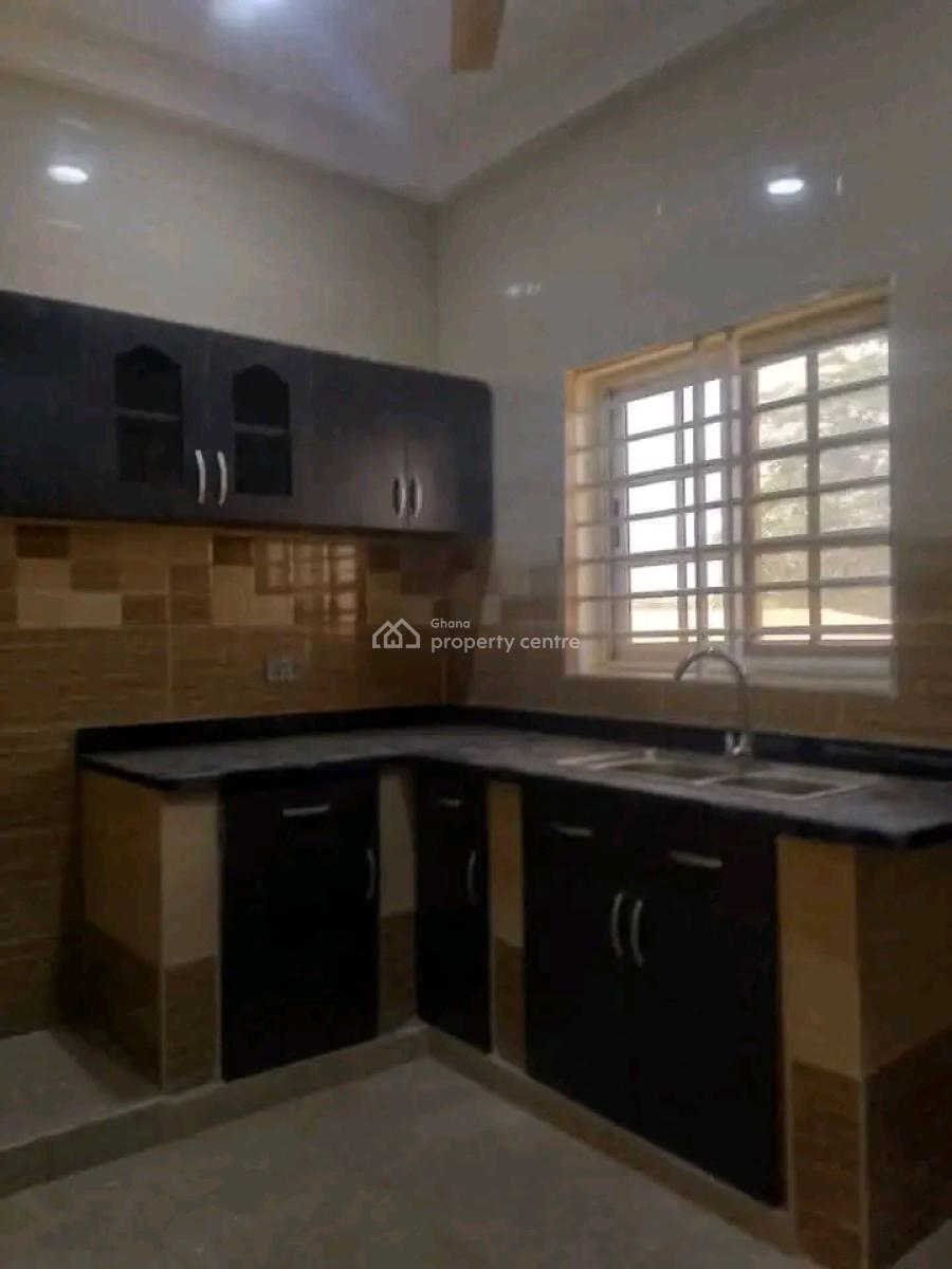 Executive 2-bedroom Apartment @ Adenta, Adenta Municipal, Accra, Apartment for Rent