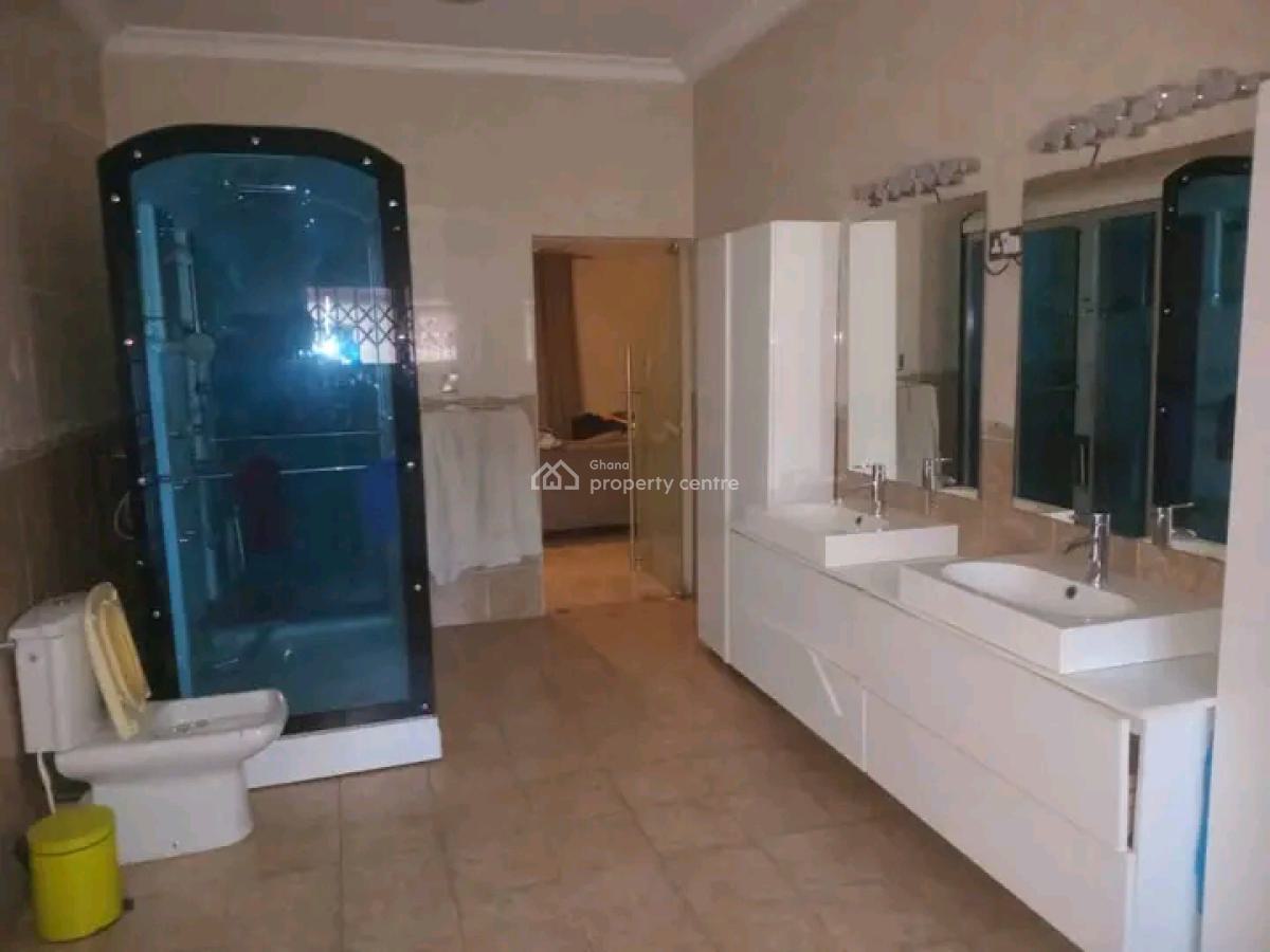 a Renovated 5-bedroom House @ East Airport, East Airport, Airport Residential Area, Accra, House for Sale