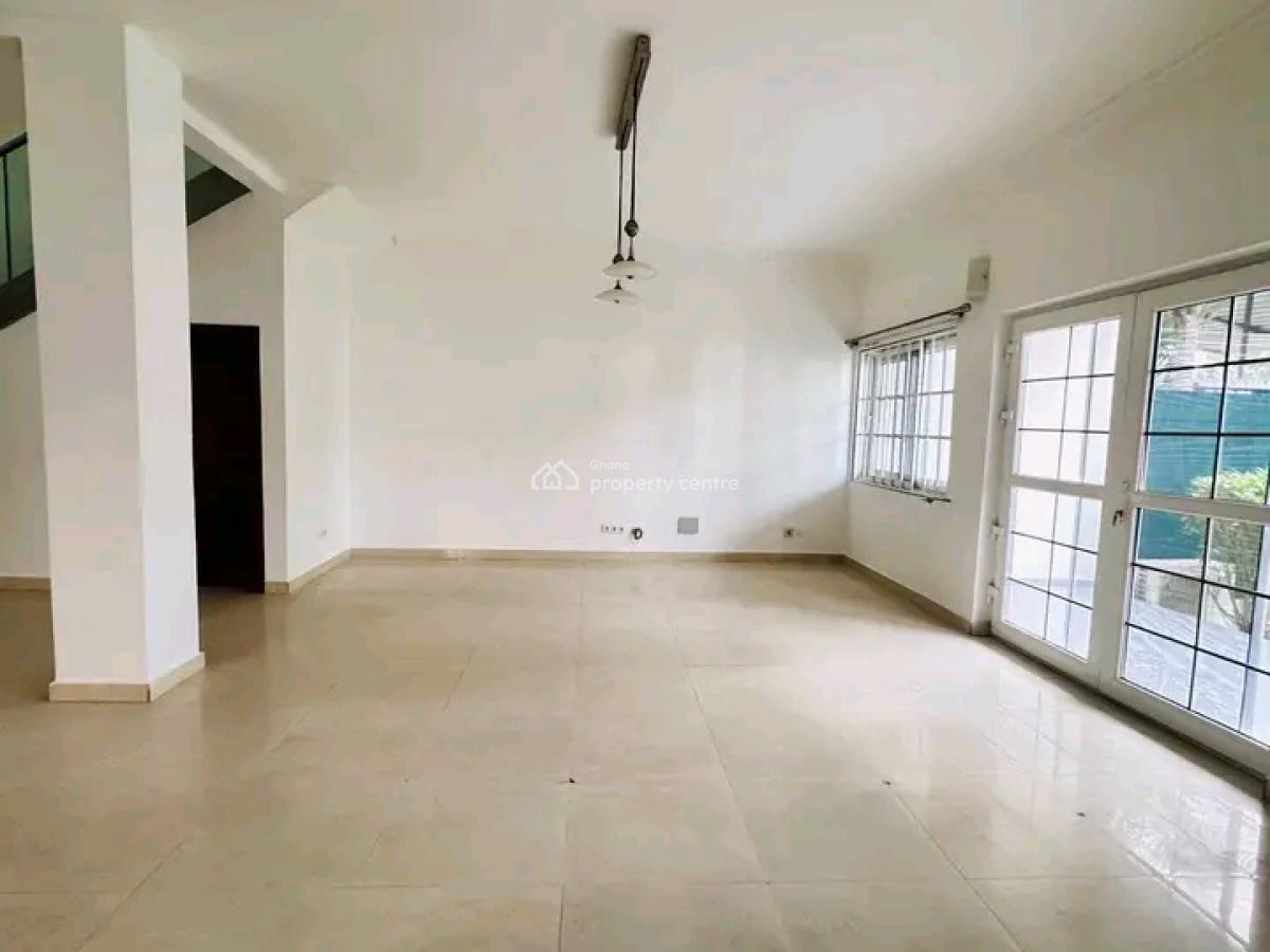 Executive Semi Detached 4-bedroom Townhouse @ Labone, North Labone, Accra, Townhouse for Rent