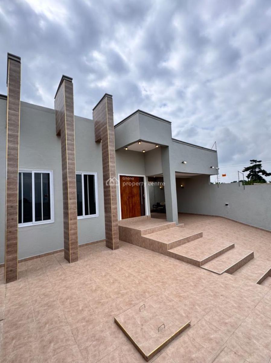 Newly Built 3 Bedroom House, Aburi, Akuapim South Municipal, Eastern Region, House for Sale