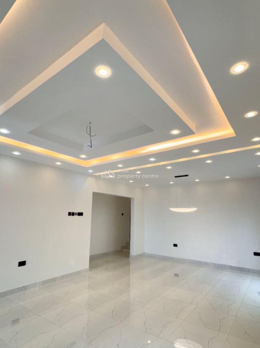 Newly Built 3 Bedroom House, Aburi, Akuapim South Municipal, Eastern Region, House for Sale