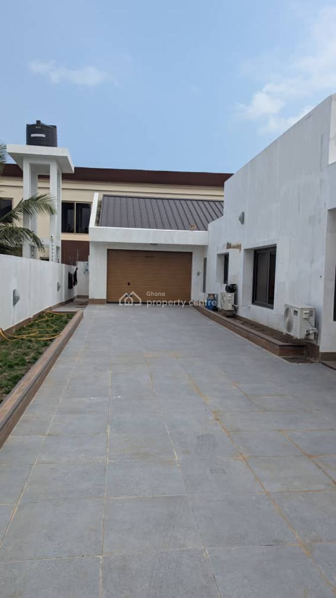 Commercially 4-bedroom Townhouse+bq @ Airport Residential, Airport Residential Area, Accra, House for Rent
