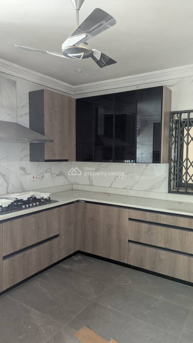 Commercially 4-bedroom Townhouse+bq @ Airport Residential, Airport Residential Area, Accra, House for Rent