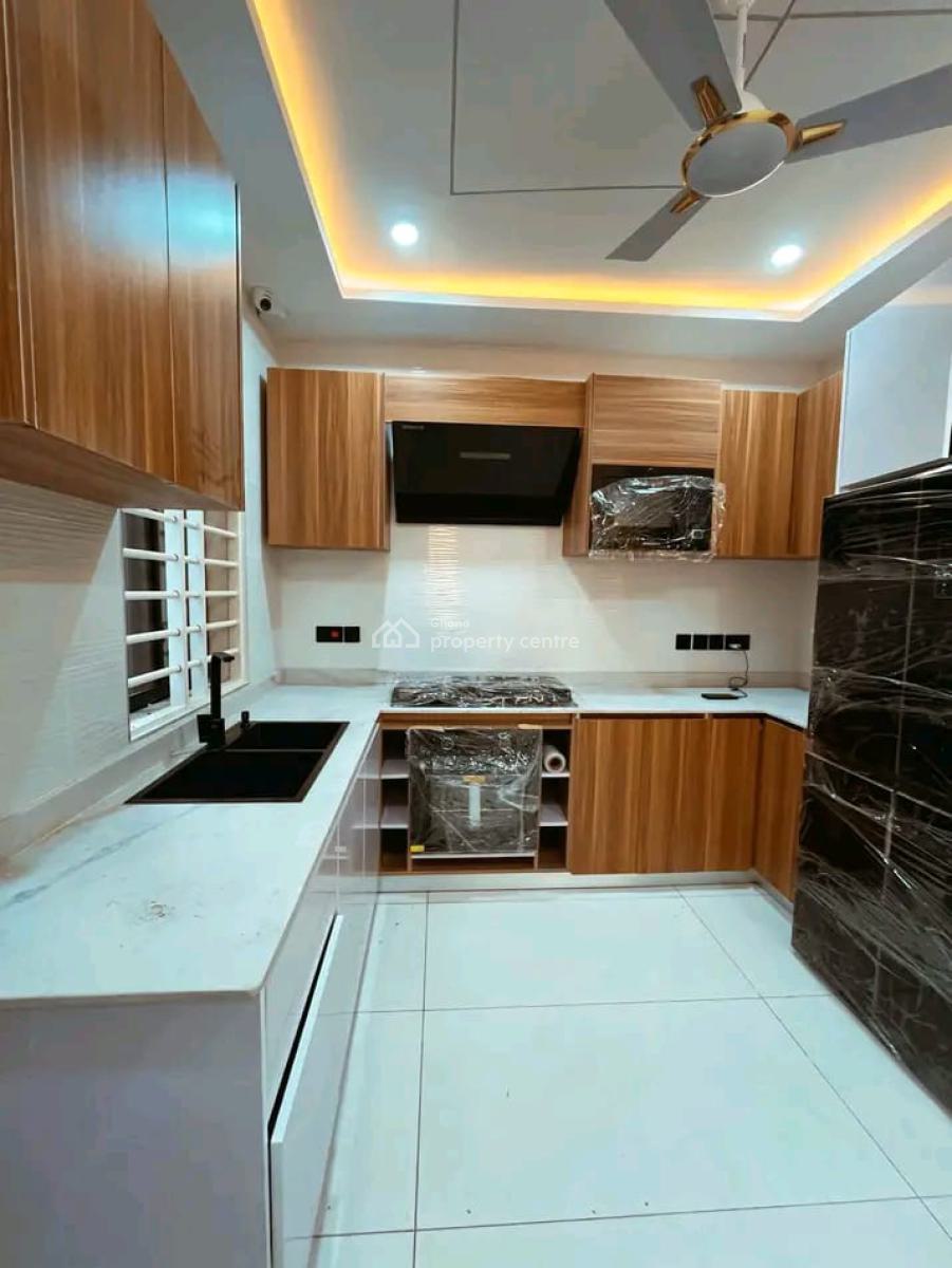 Executive 4-bedroom Townhouse @ East Legon Hill, East Legon Hills, East Legon, Accra, House for Sale