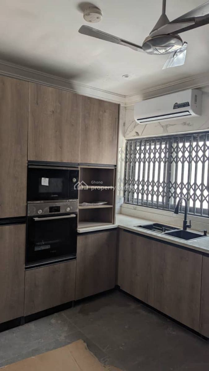 Executive 4-bedroom Townhouse @ East Legon Hill, East Legon Hills, East Legon, Accra, House for Sale