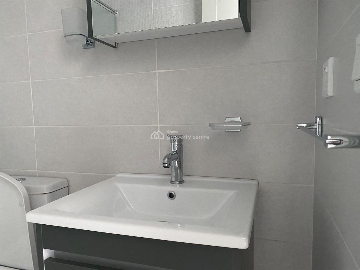 3 Bedroom Apartment with Swimming Pool and Gym, Cantonments, Accra, Apartment for Rent