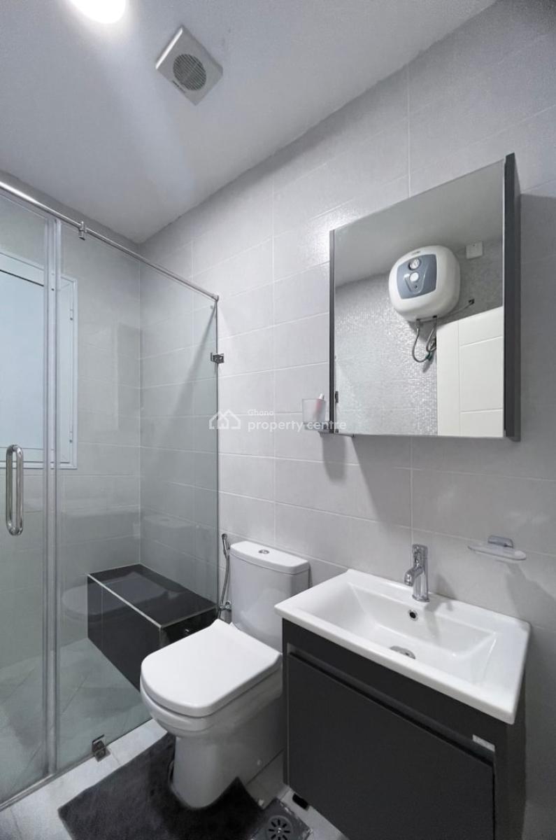 3 Bedroom Apartment with Swimming Pool and Gym, Cantonments, Accra, Apartment for Sale
