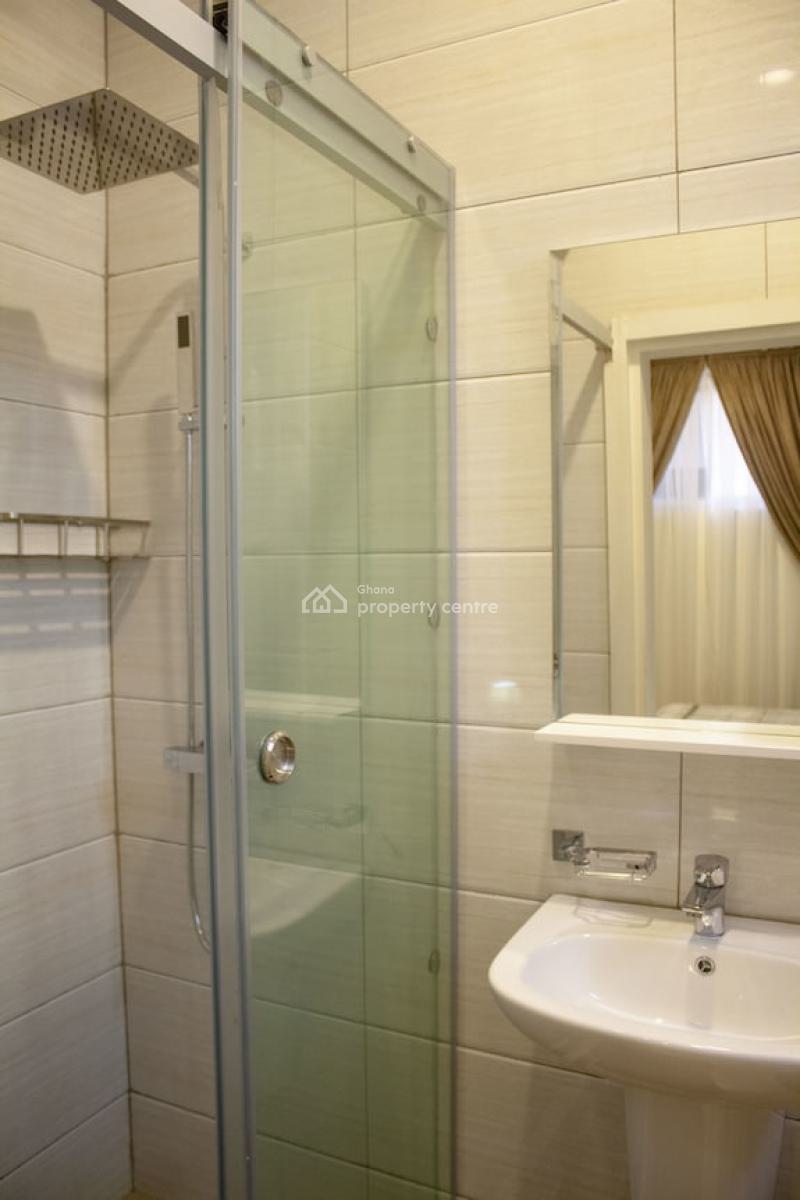 1 Bedroom Apartment with Swimming Pool and Gym, Cantonments, Accra, Mini Flat for Sale