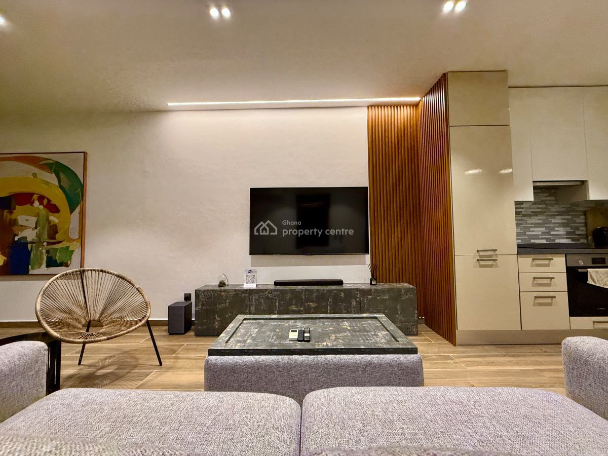 Spacious, Third Circular Road, Cantonments, Accra, Apartment Short Let