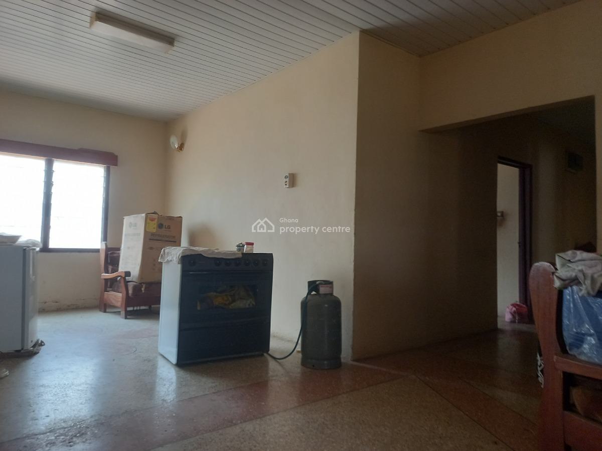 4 Bedrooms, Antoa, Near The Government Primary School., Kumasi Metropolitan, Ashanti, House for Sale