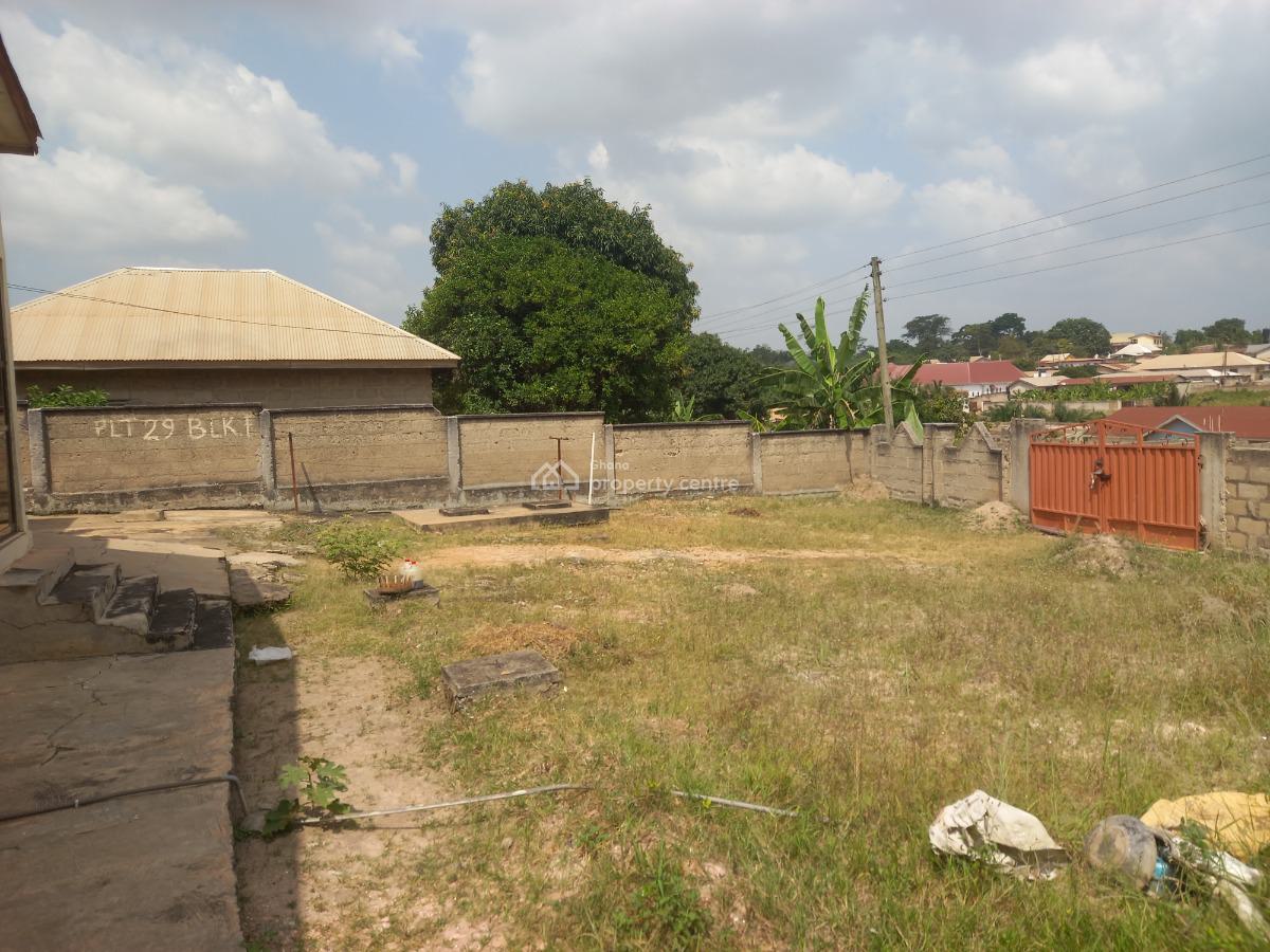 4 Bedrooms, Antoa, Near The Government Primary School., Kumasi Metropolitan, Ashanti, House for Sale