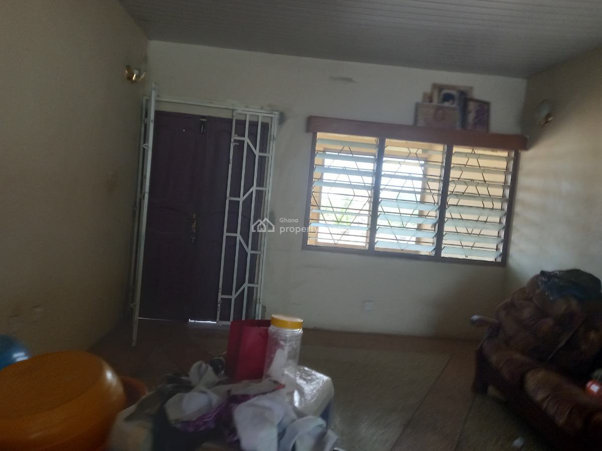 4 Bedrooms, Antoa, Near The Government Primary School., Kumasi Metropolitan, Ashanti, House for Sale