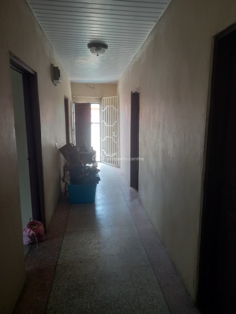4 Bedrooms, Antoa, Near The Government Primary School., Kumasi Metropolitan, Ashanti, House for Sale