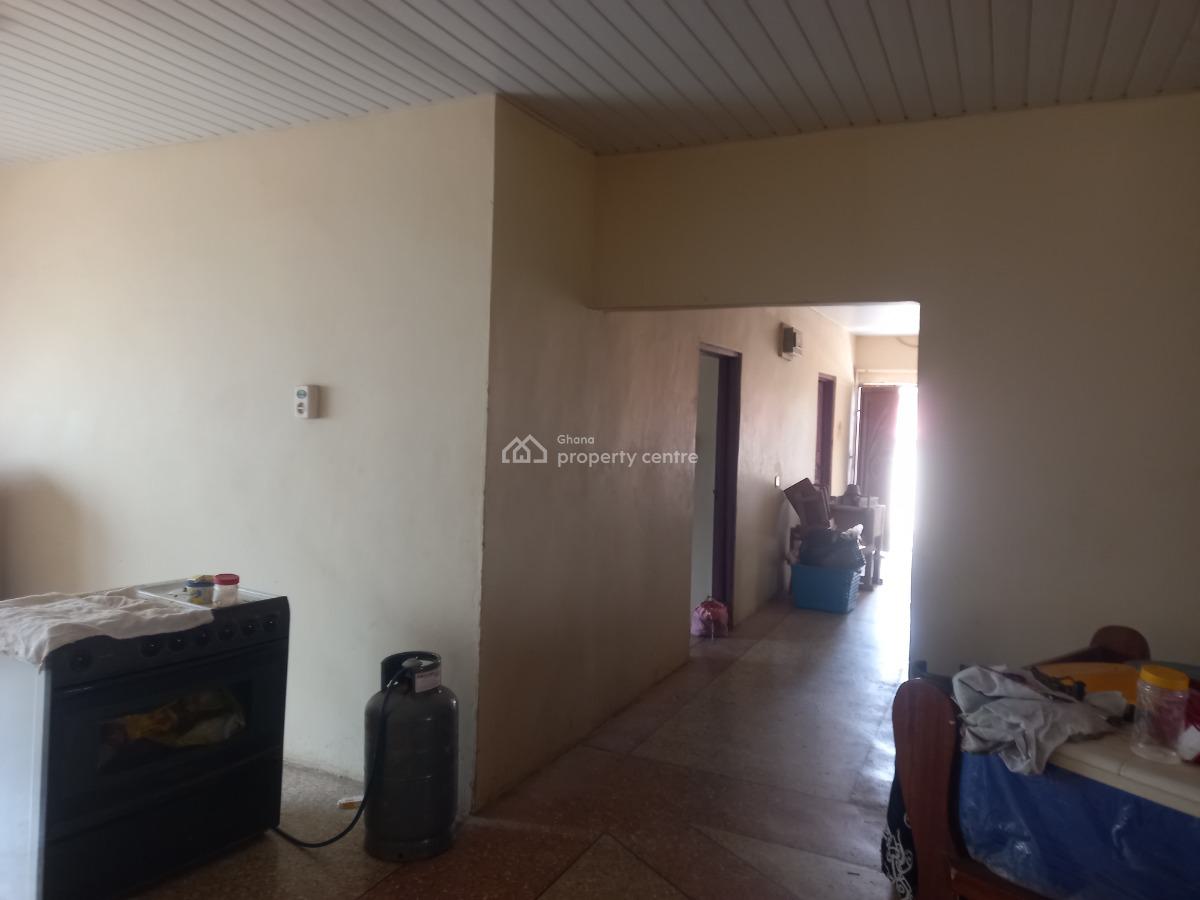 4 Bedrooms, Antoa, Near The Government Primary School., Kumasi Metropolitan, Ashanti, House for Sale