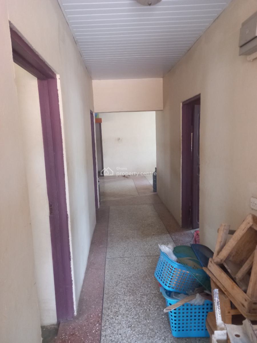 4 Bedrooms, Antoa, Near The Government Primary School., Kumasi Metropolitan, Ashanti, House for Sale